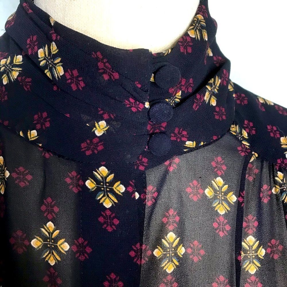 Beautiful NWOT Pendleton Blouse - image 9